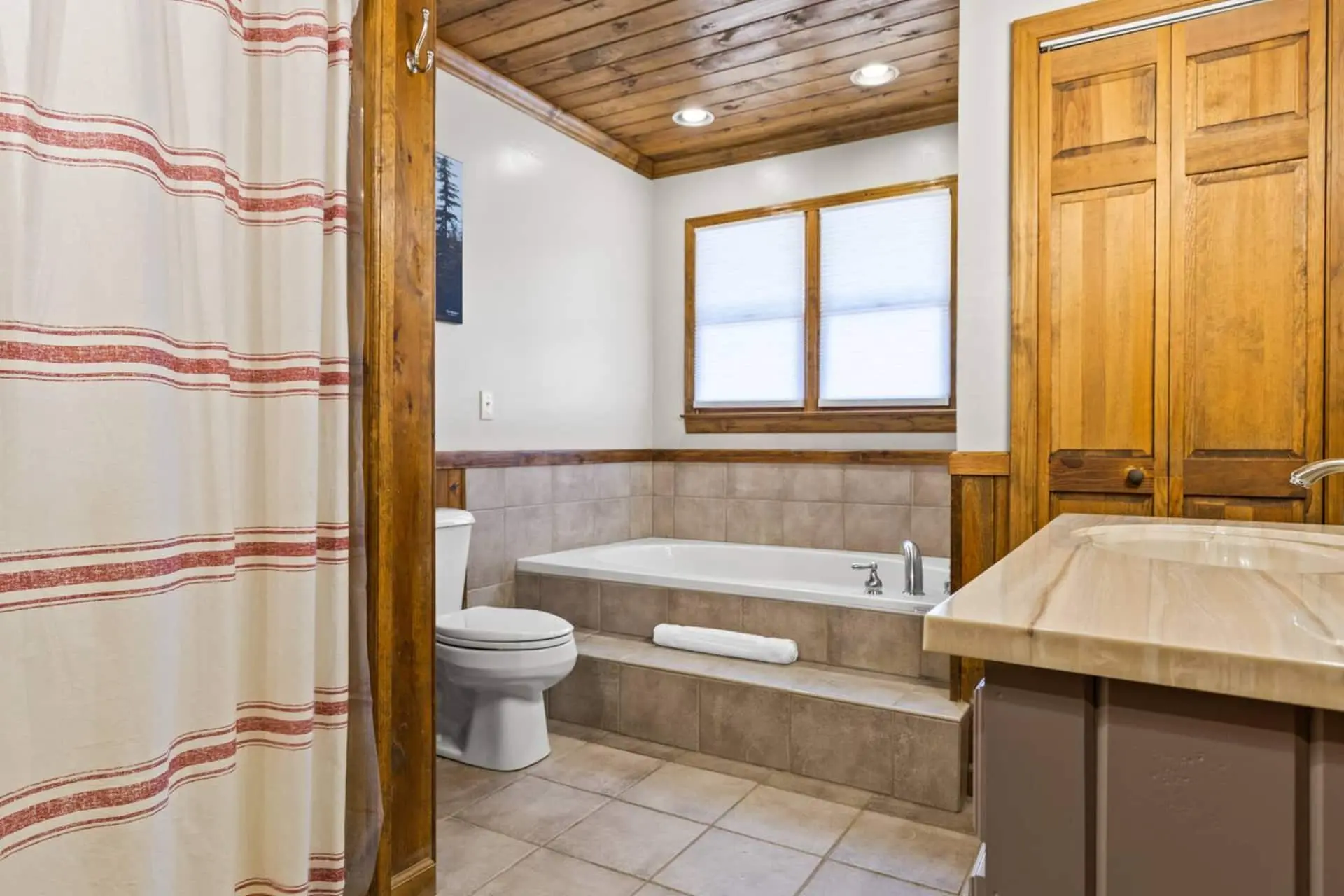 Grab a glass of wind and unwind in your soaking tub!
