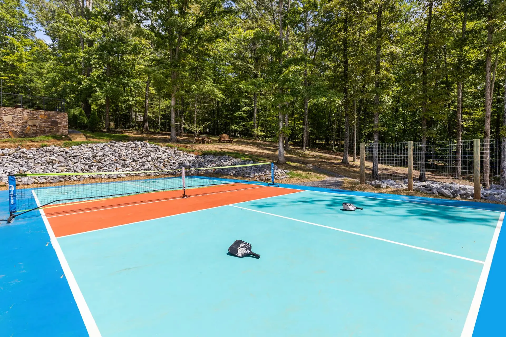 Enjoy friendly matches on the private pickleball court surrounded by scenic wooded views. Perfect for guests of all skill levels, it’s a fun way to stay active and make the most of your outdoor getaway.